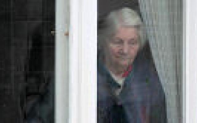 Oudere en sombere patiënten negatiever over zorgprogramma’s