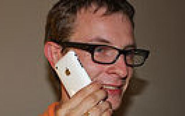 Positieve jaloezie verkoopt iPhones, negatieve jaloezie verkoopt BlackBerries