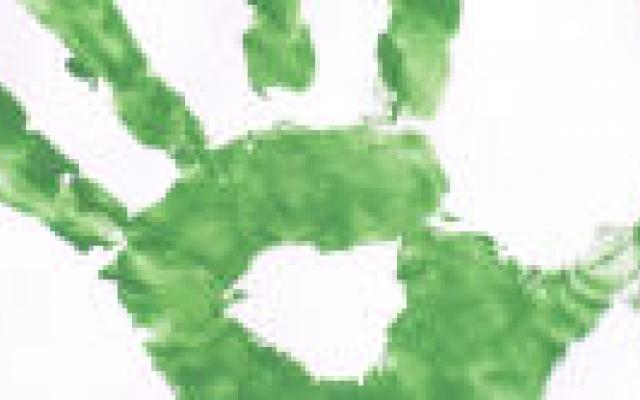 Beter handen wassen met ‘gloeigel’ in de wachtkamer