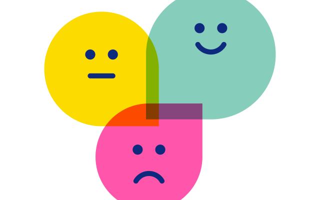 Drie tekstballonnen met smileys erin 