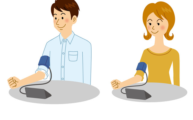 Illustratie van een man en een vrouw waarvan de bloeddruk gemeten wordt