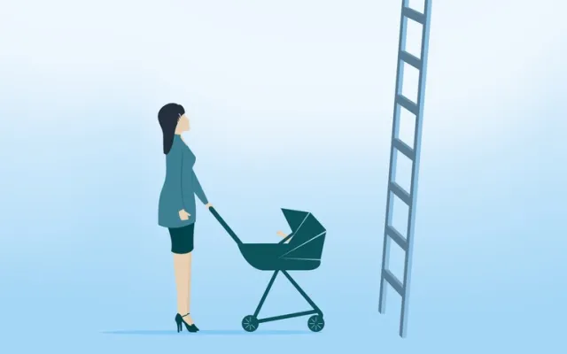 vrouw met kinderwagen kijkt naar ladder