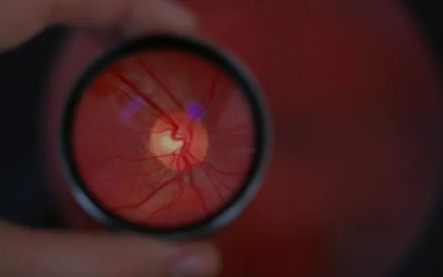 Beeld: jtamm/iStock.com Close up van een oog
