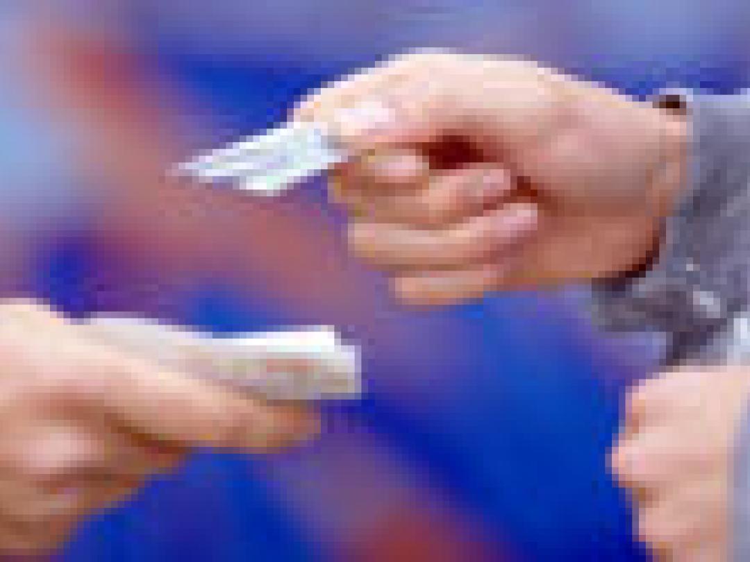 Geld als beloning om af te kicken