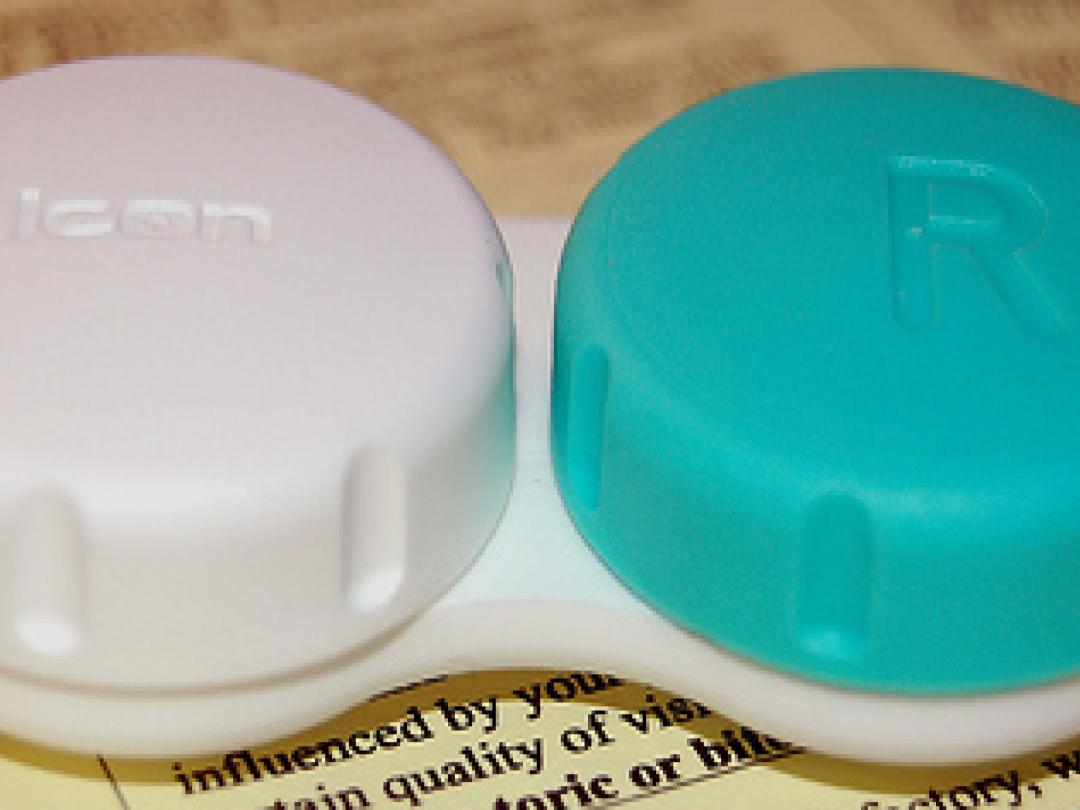 Baby’s met staar: kunst- of contactlens?