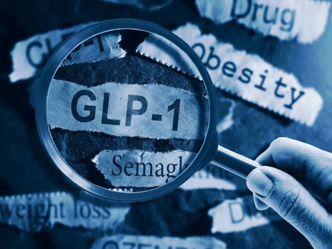 Tekst GLP-1 met een loep erop