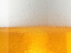 Chronisch alcoholgebruik kan grote risico’s met zich meebrengen.