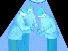 3 Chirurgen onder een operatielamp