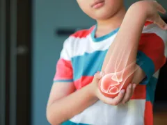 Illustratie van gewricht kinderellenboog 